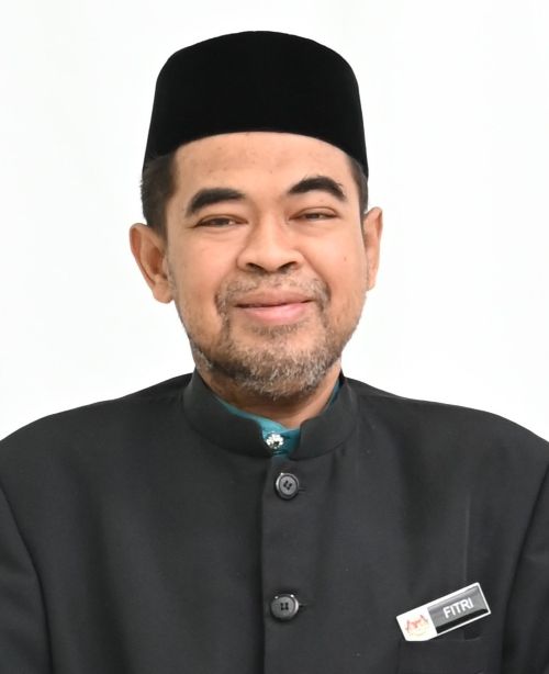 Nik Mohd Fitri bin Nik Yahaya